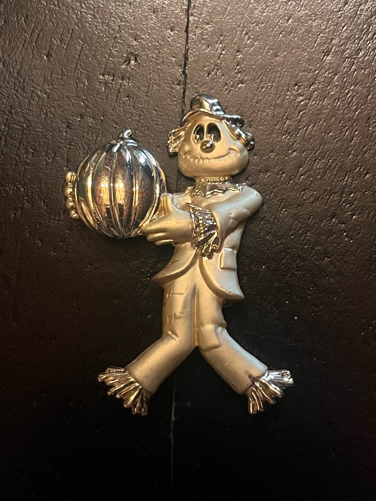 Vintage Scarecrow Brooch In Gold Tone Danecraft